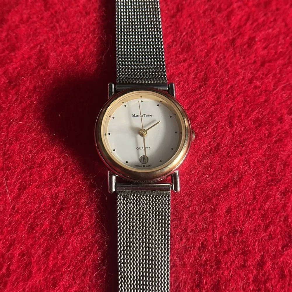 Vintage Mathey Tissot Quartz Silver Tone Ladies Mesh Band Watch